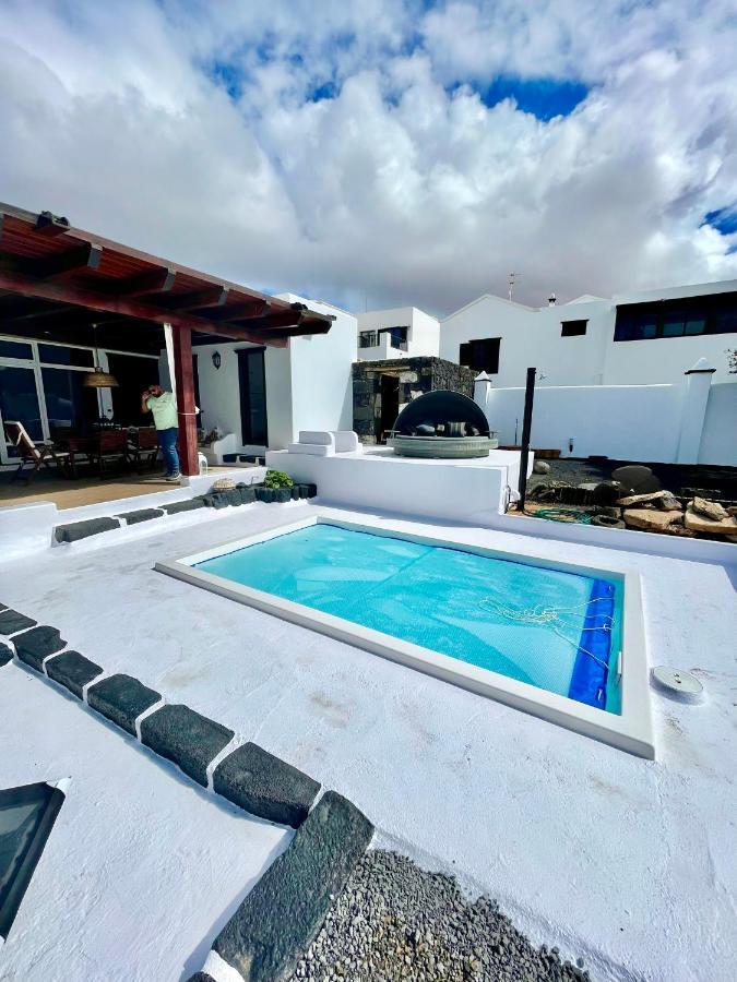 Luxury House De Villa *