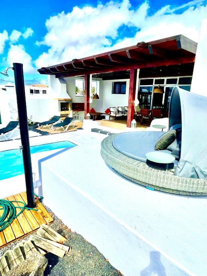 Luxury House De Villa *